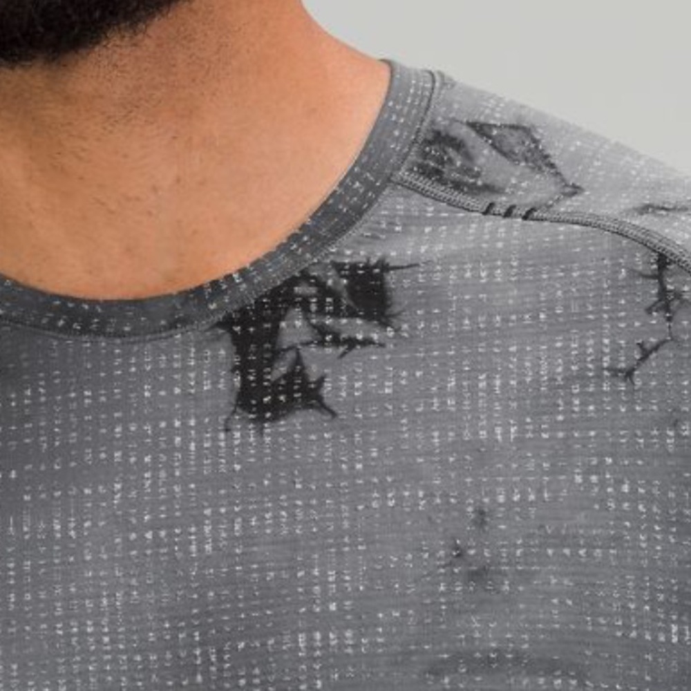 Lululemon Men’s Metal Vent Tech Short Sleeve Sz L - Picture 3 of 10